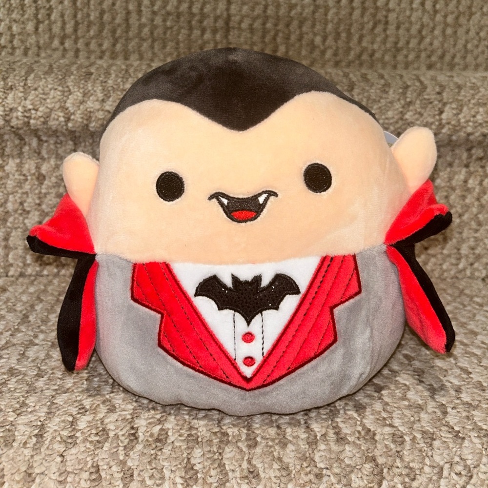 8 inch Vlad Halloween edition squishmallow